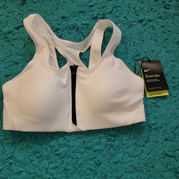 Nike sports bra - Picture 2 of 5